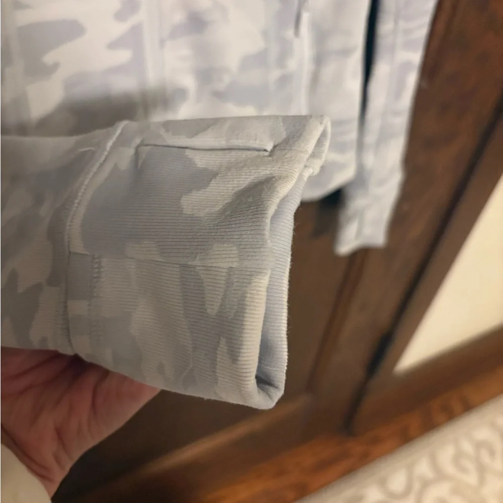 Lululemon Define jacket in Light Gray and white Camo pattern. - Picture 7 of 16